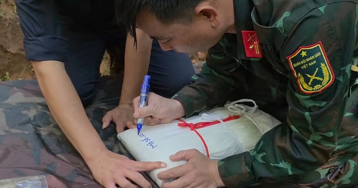 Two martyrs’ remains recovered and brought home for burial