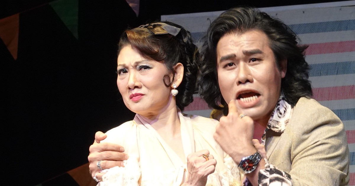 Mỹ Uyên là cô đào hết thời trong Tiếng hát nửa đêm