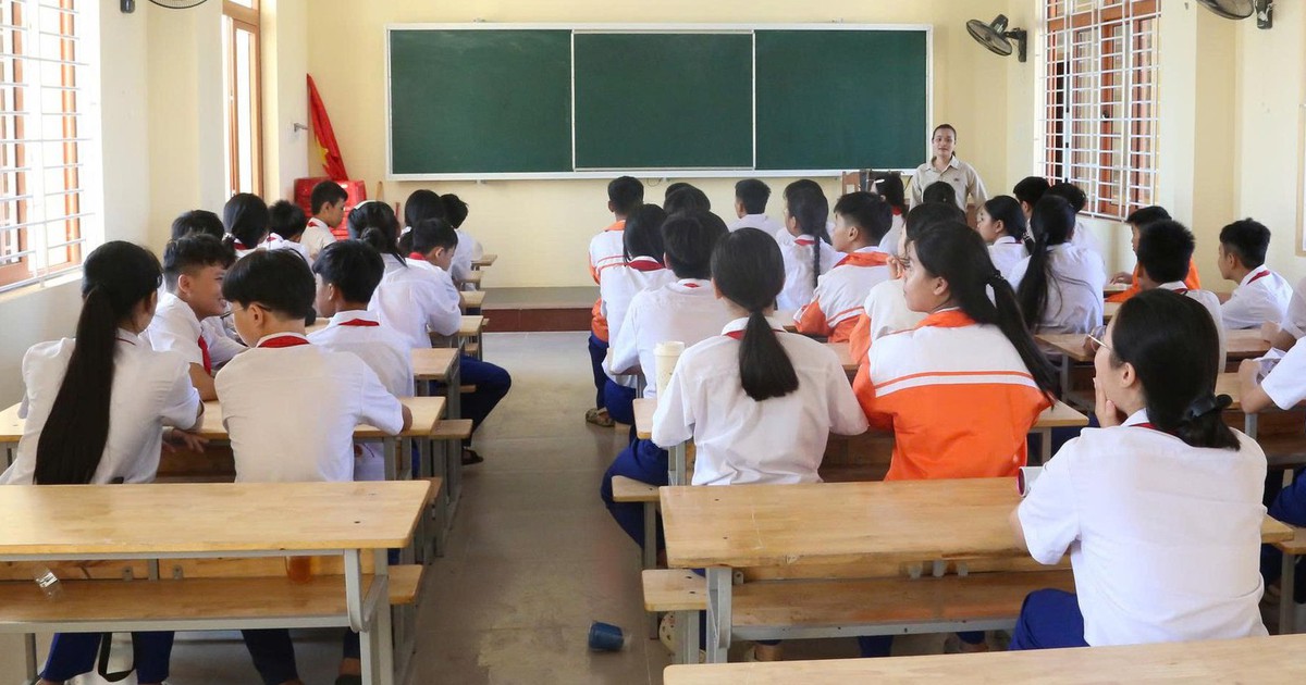 Quảng Trị yêu cầu rà soát việc bố trí hiệu trưởng, phó hiệu trưởng sau sắp xếp trường học