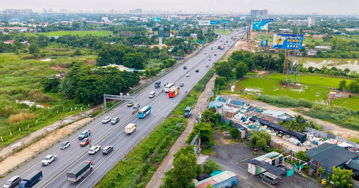 Mở rộng cao tốc TP.HCM - Trung Lương - Mỹ Thuận có thể chậm vì 18 mặt bằng?