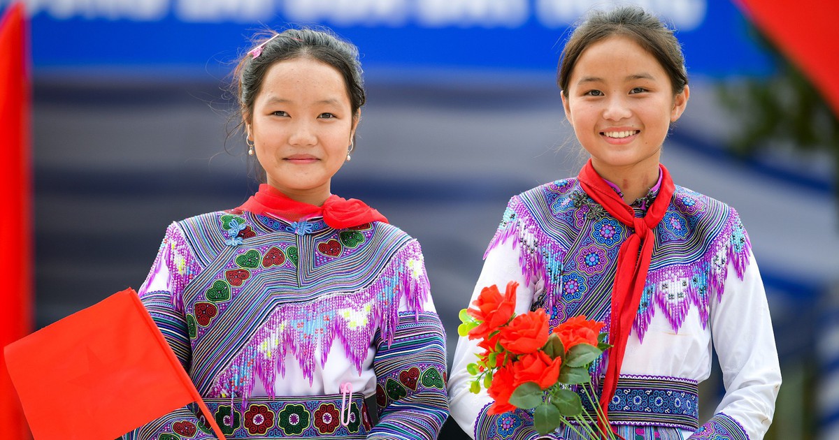 Vietnam's new school year begins with a special nationwide opening ceremony