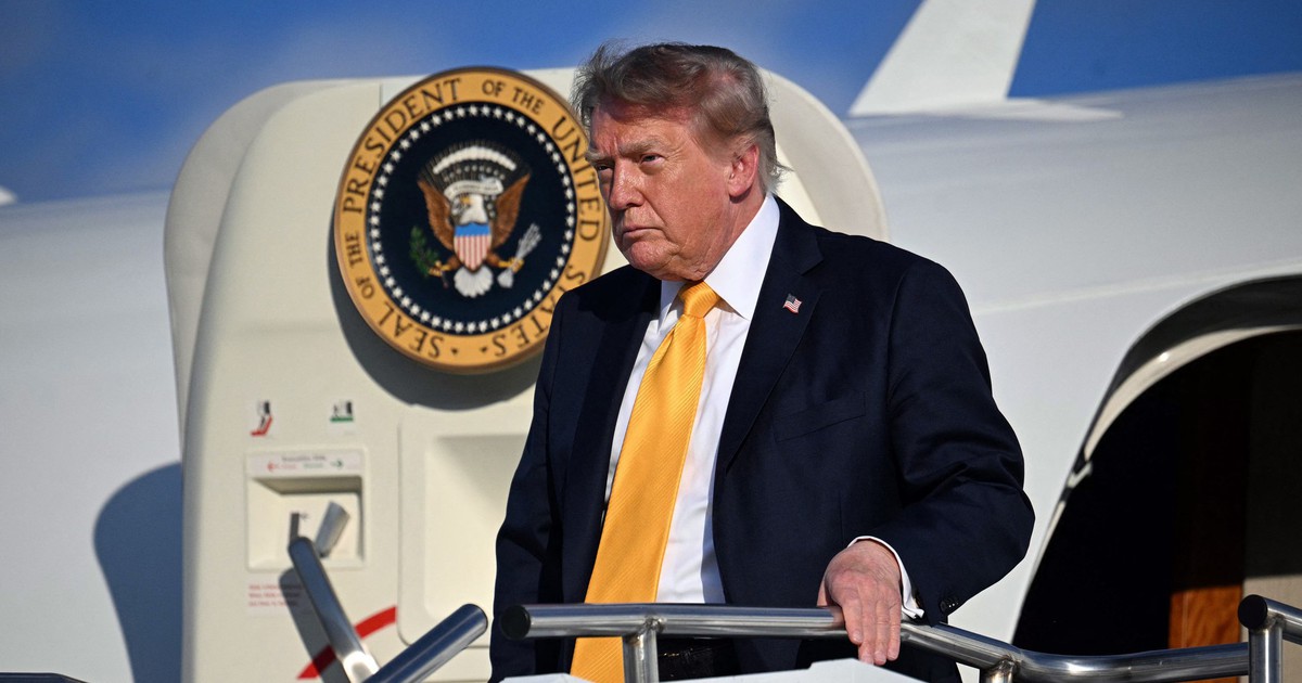 Chưa hoàn tất nâng cấp an ninh, ông Trump vẫn dùng chuyên cơ Qatar tặng đi công du