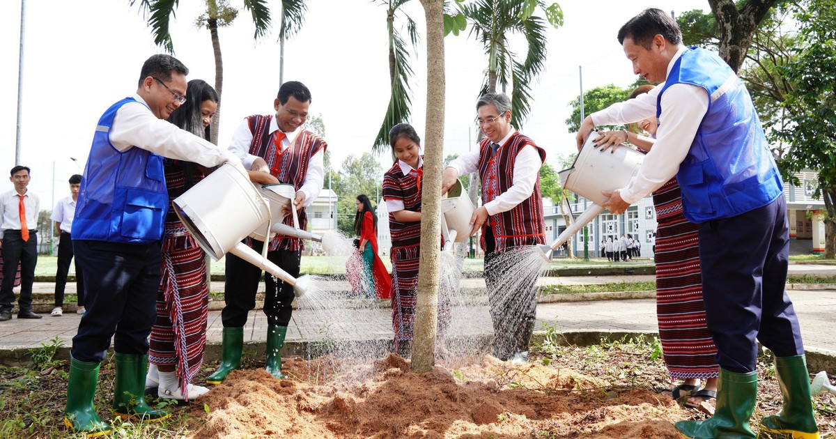 Phó bí thư Thành ủy TP.HCM Nguyễn Phước Lộc: Đầu tư trường phổ thông nội trú, đảm bảo giáo dục công bằng