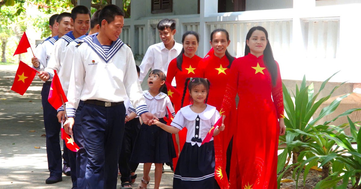 Trường Sa rộn ràng ngày khai giảng năm học mới