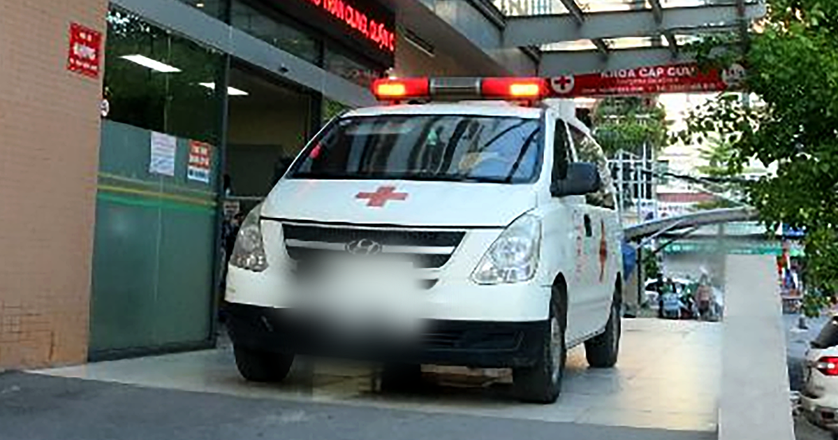 Vụ bệnh nhân về nhà 16km trả 9 triệu: Xe cấp cứu tư nhân vào bên trong, bệnh viện vô can?