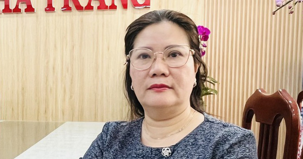 Hiệu trưởng 'siêu trường' hơn 10.500 học sinh, 287 lớp: Hạn chế hội họp, quản trị bằng chuyển đổi số