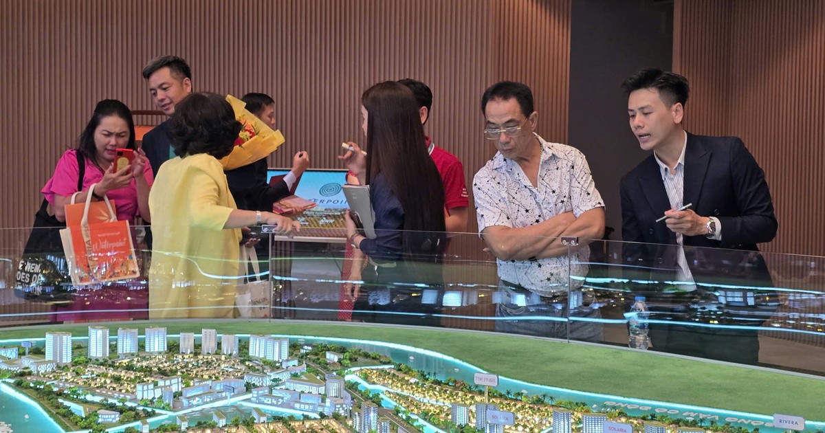 Bán căn hộ 5 tỉ rồi gửi tiết kiệm lấy lãi thuê nhà: lợi gì, hại gì?