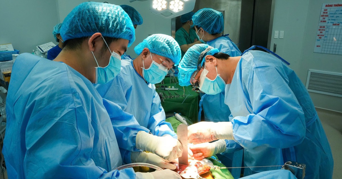 Southern Vietnamese hospital performs its first successful liver transplant
