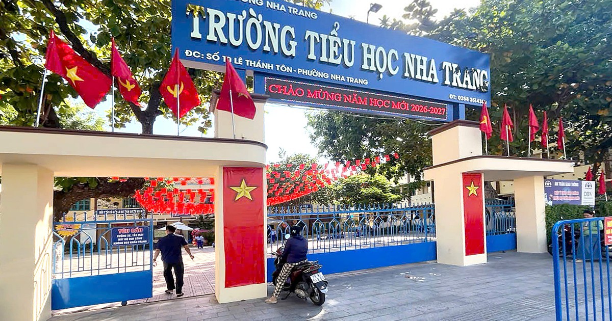 'Siêu trường' ở Nha Trang có tới 287 lớp: Quá 'khủng' so với quy định của bộ?