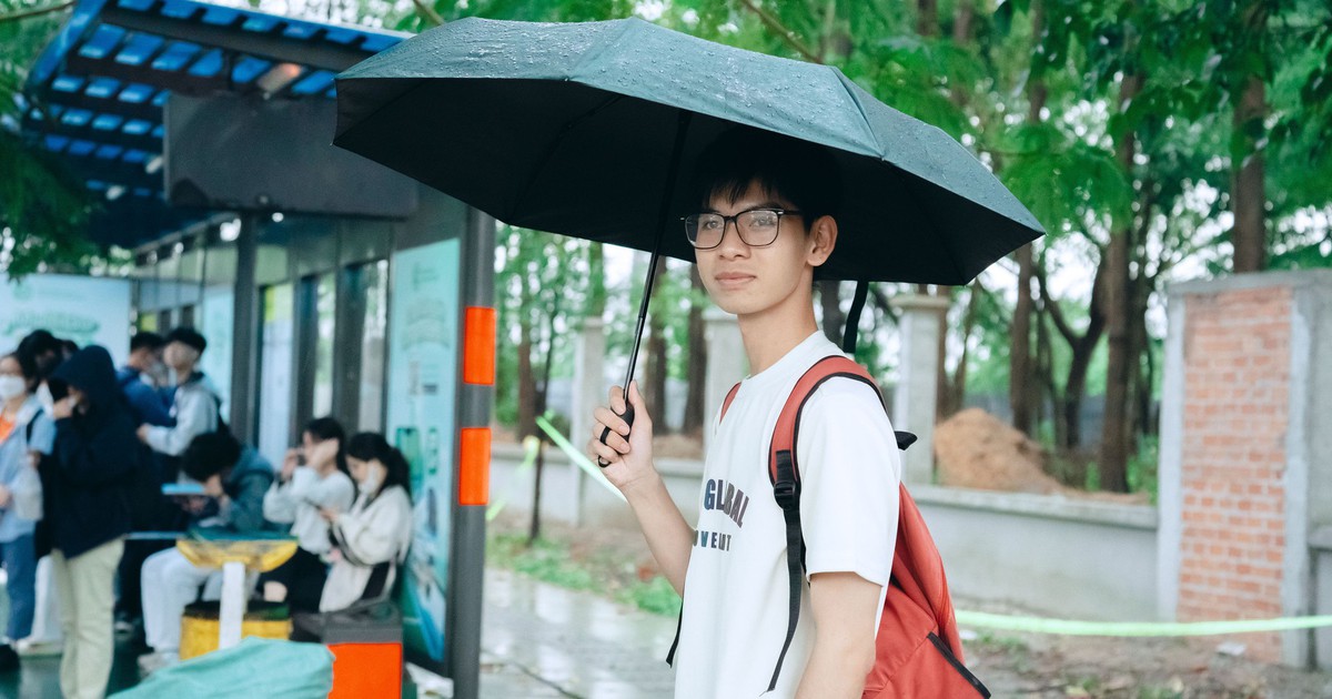 Ho Chi Minh City is adding more buses for students at the national university dorm area