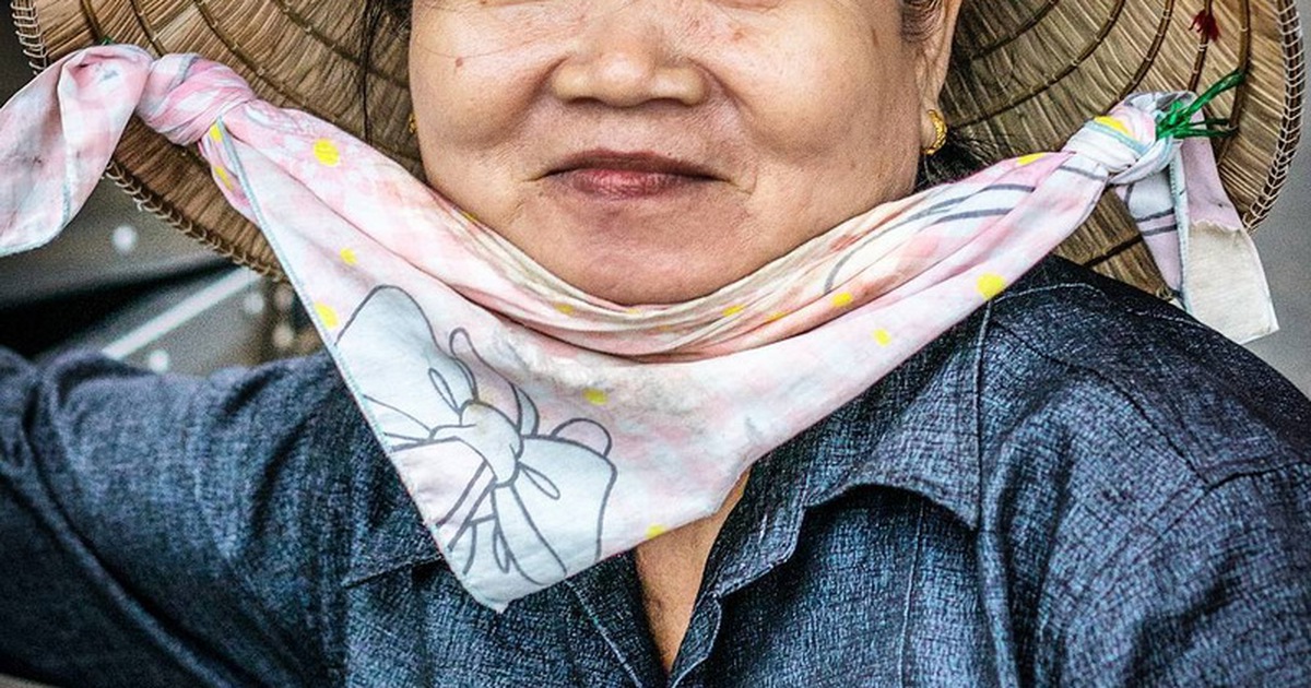 Saigon market women through the lens of Swedish photographer
