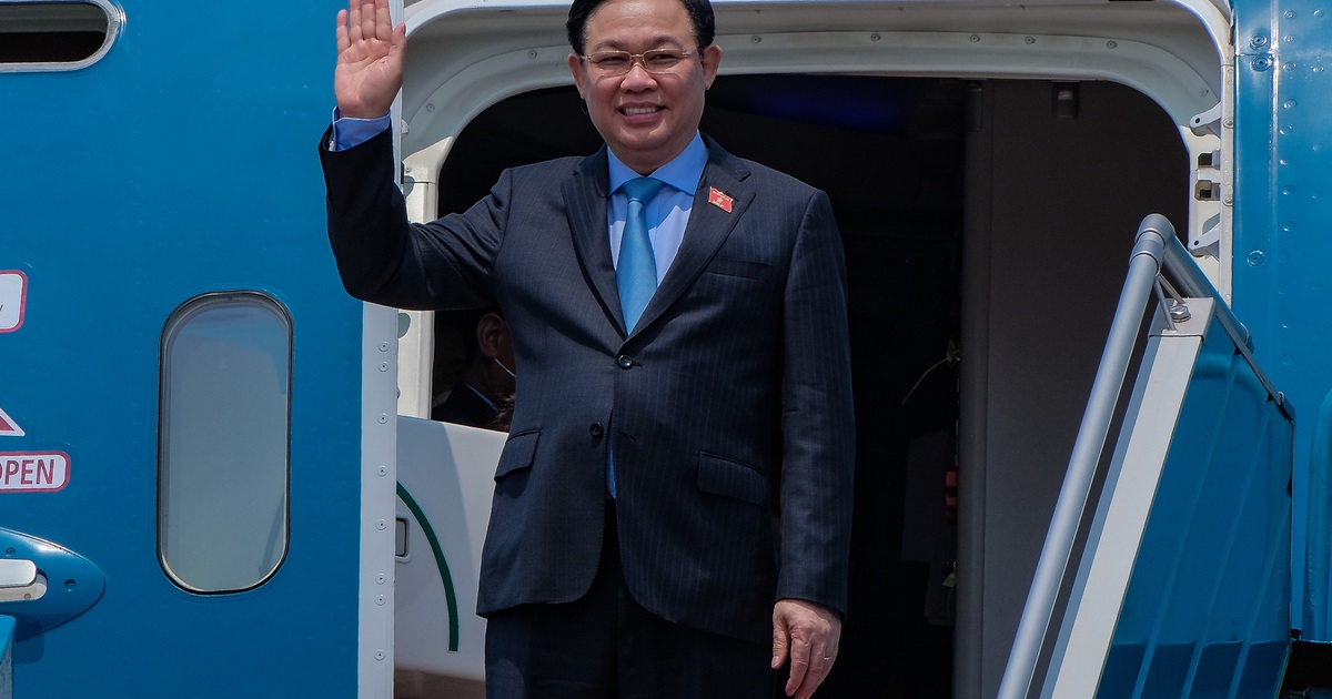 Vietnam legislature hands over 200,000 donated COVID-19 jabs following chairman’s trip to Europe