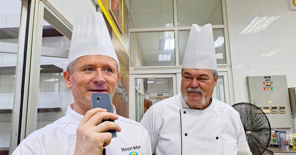 Hungarian culinary teachers, students learn Vietnamese cuisine