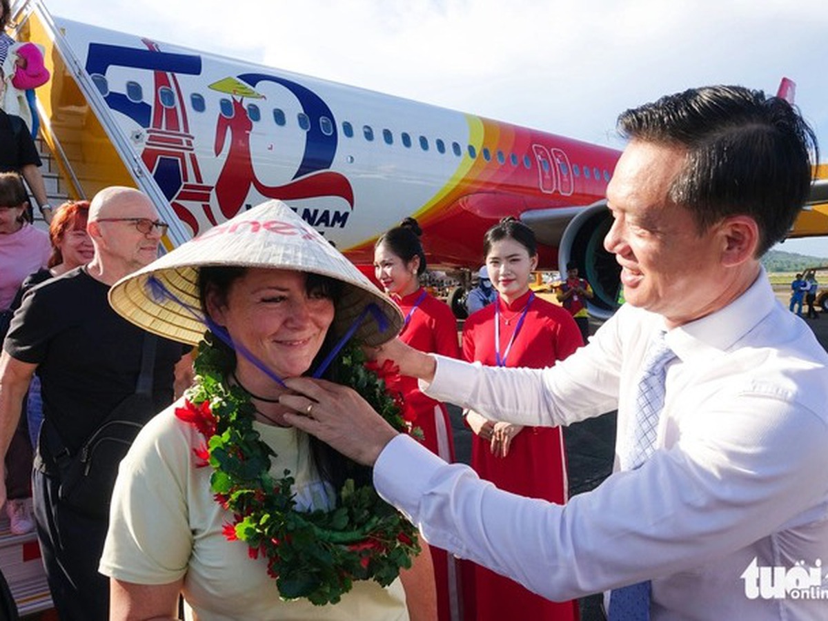 Russia-Phu Quoc direct flights resume with 220 charter tourists