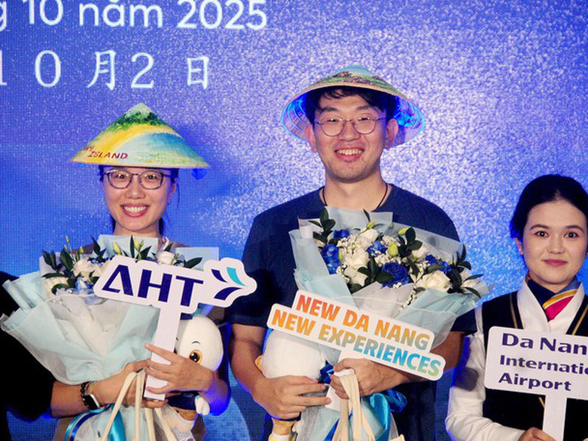 Shenzhen-Da Nang direct flights resume after 5-year halt