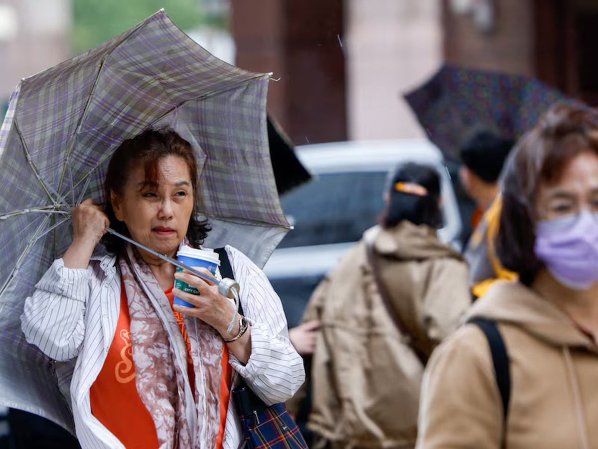 Taiwan evacuates 3,000 ahead of arrival of typhoon Fung-wong