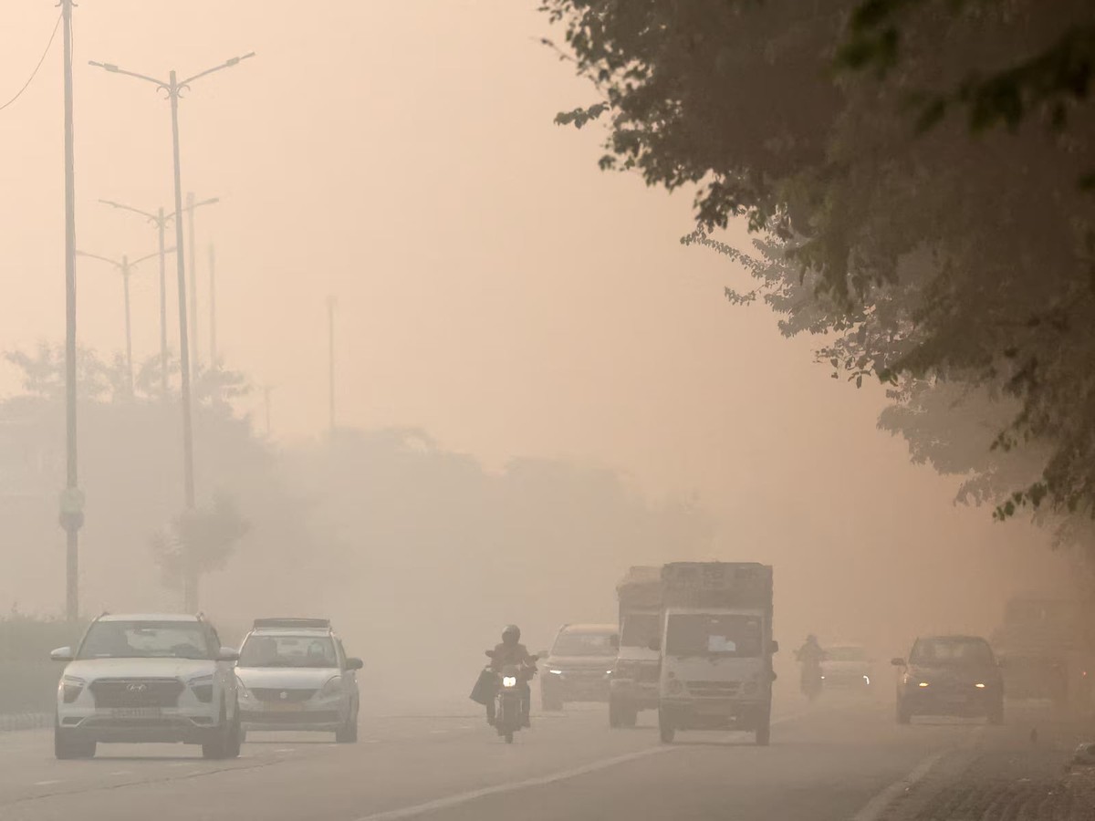 India tightens anti-pollution curbs in capital Delhi as air quality dips