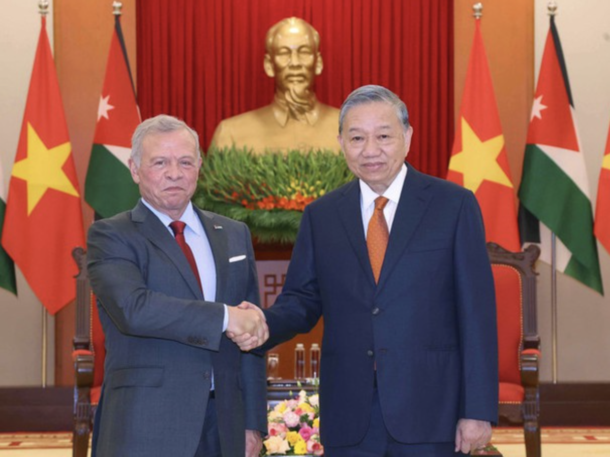 Breakfast @ Tuoi Tre News — November 13