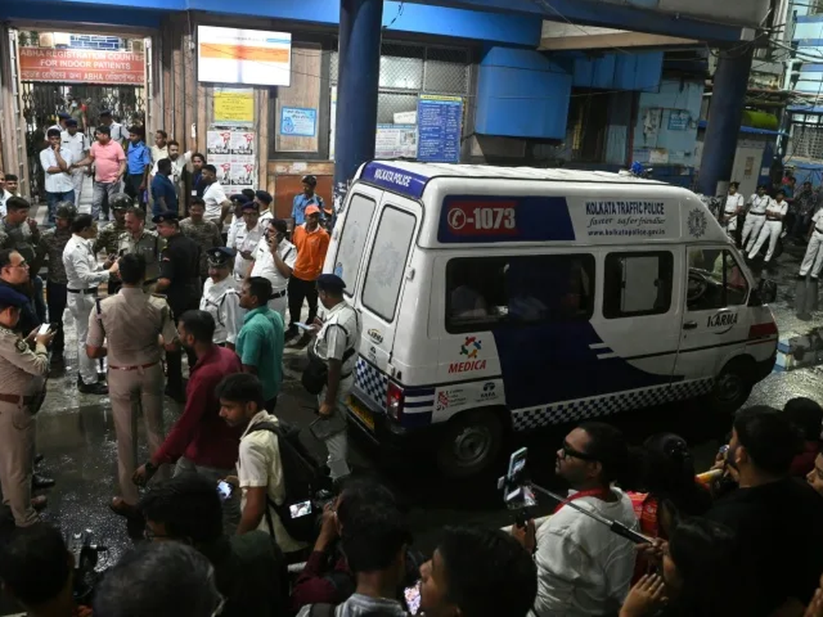 19 dead, 25 hurt in stampede at India religious gathering