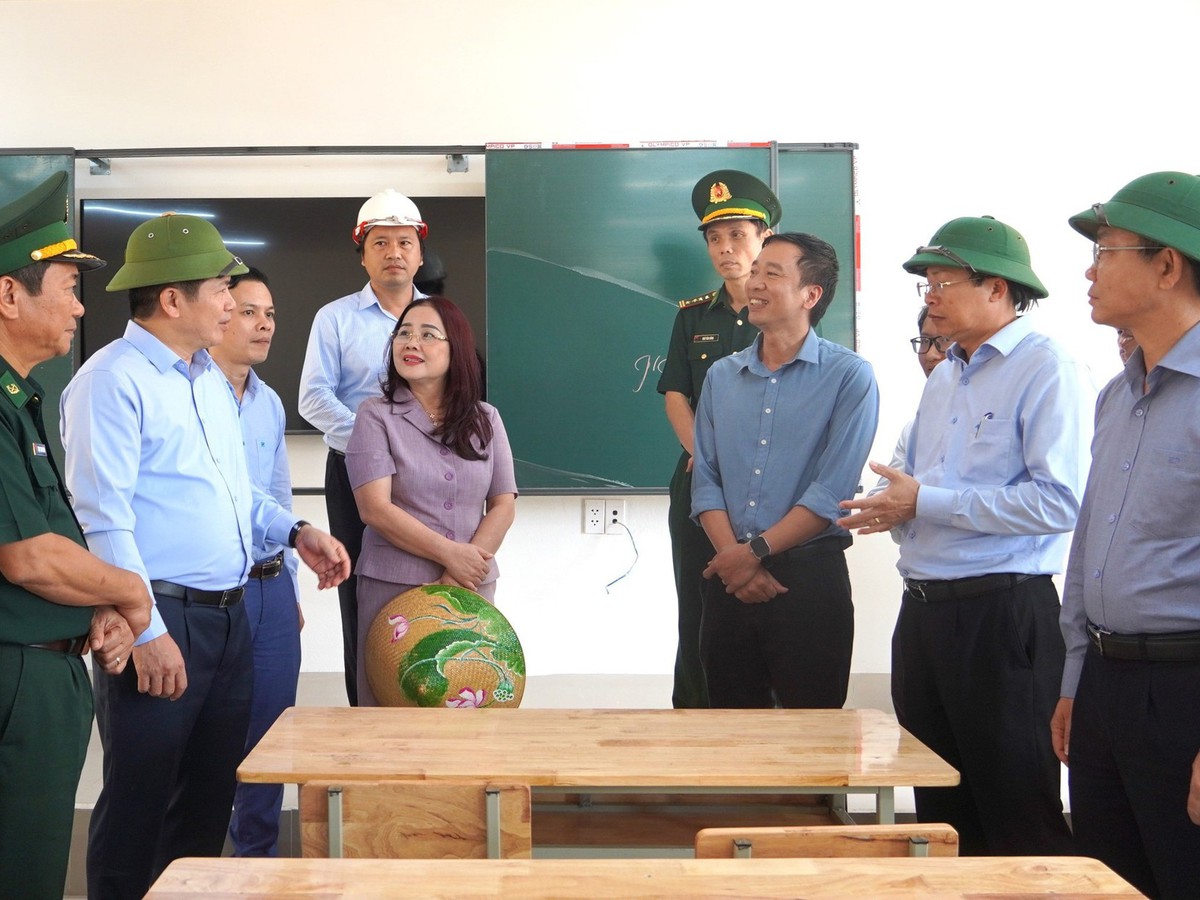 Vietnam to pilot Lao language classes at 2 border boarding schools