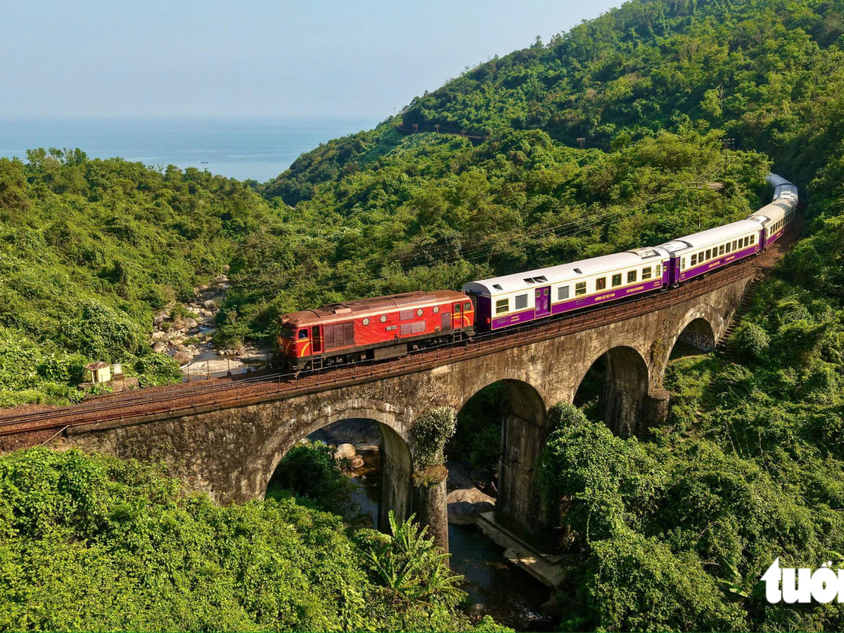 Admire Vietnam’s Hue–Da Nang train, ranked among world’s 10 best rail trips