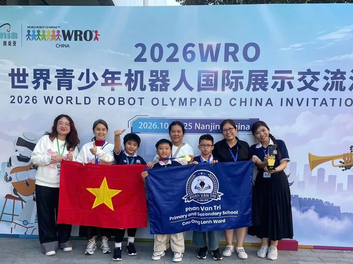 Ho Chi Minh City students win international robotics championship in China