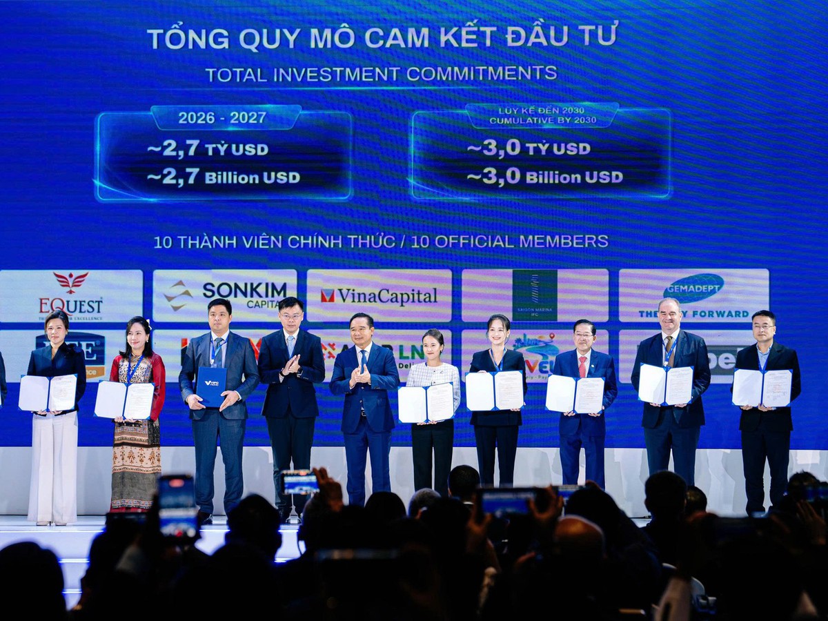 First 10 firms join Vietnam financial center with nearly $3 billion in planned investment