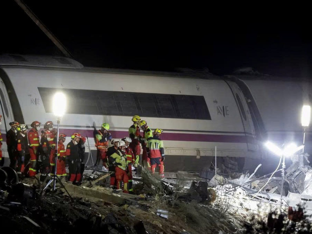 At least 68 people dead in Spain's second major train crash this year