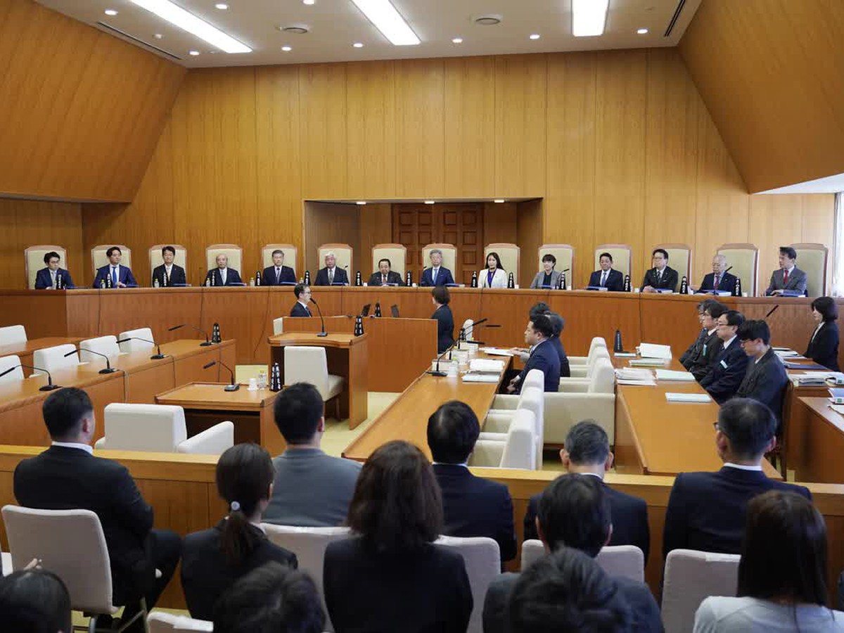 Japanese judge admits charges of online gambling
