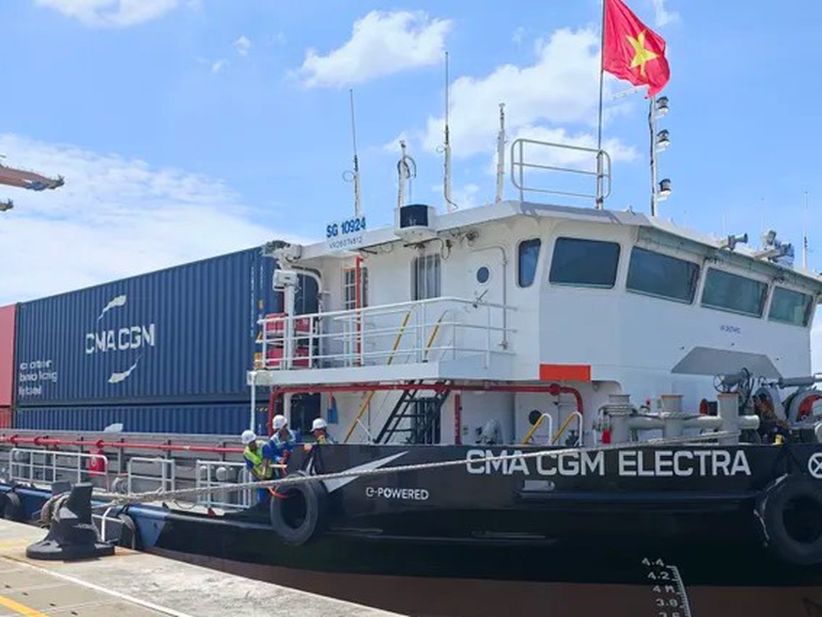 First electric barge powered by renewable energy launched in Vietnam