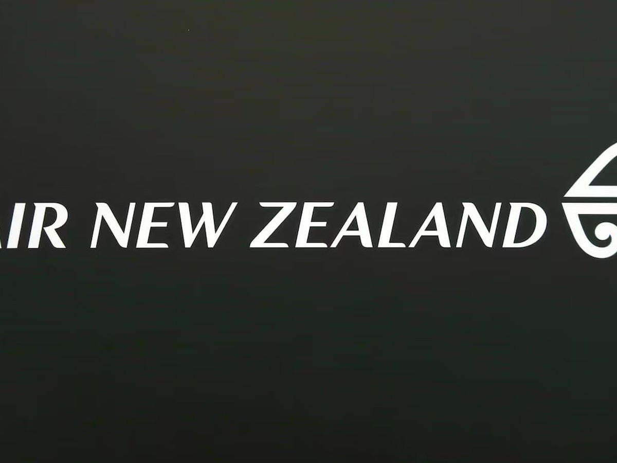 Air New Zealand cancels long-haul services as cabin crew strike looms