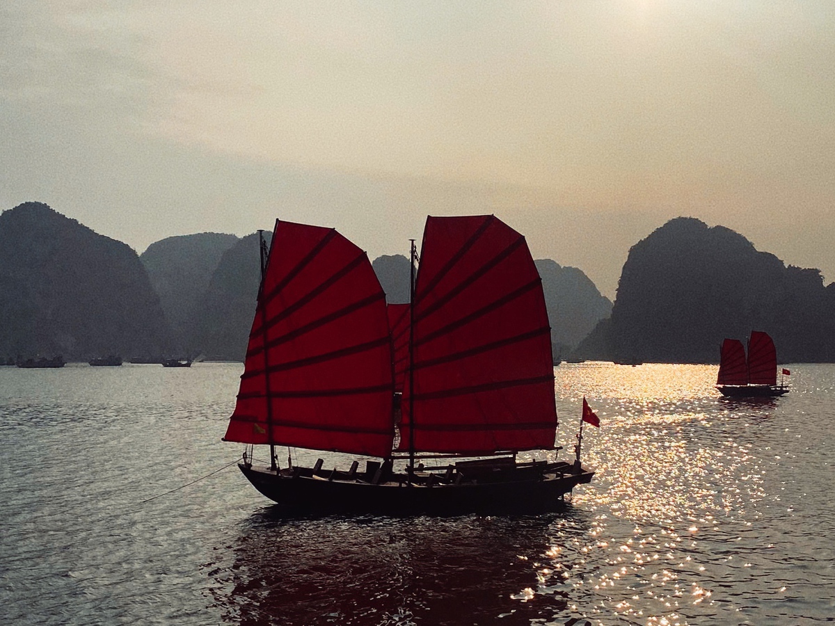 Breakfast @ Tuoi Tre News — February 11