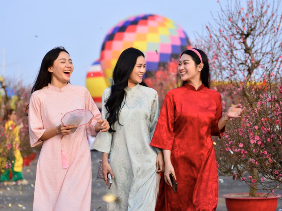 Breakfast @ Tuoi Tre News — February 13