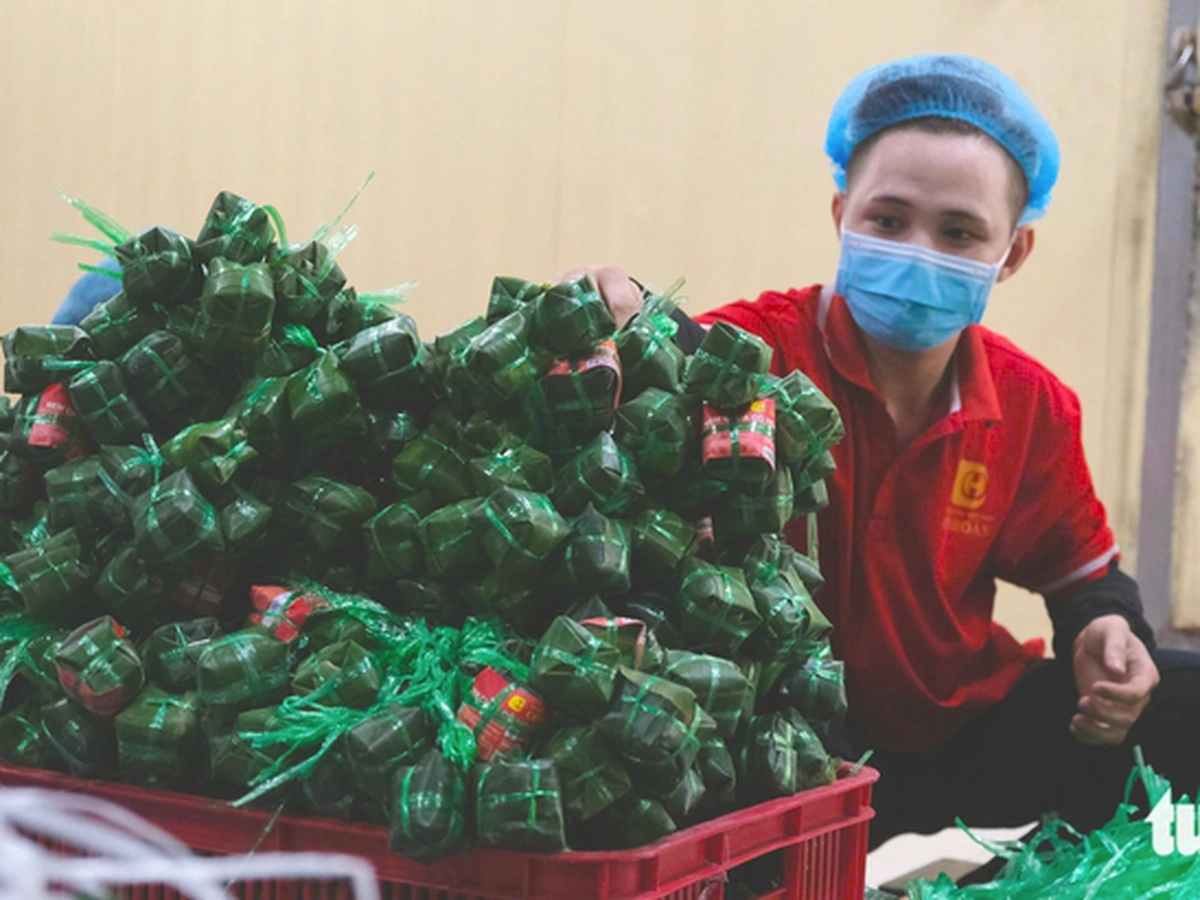 Lai Vung ‘nem’ makers in Vietnam’s Dong Thap ramp up output ahead of Tet