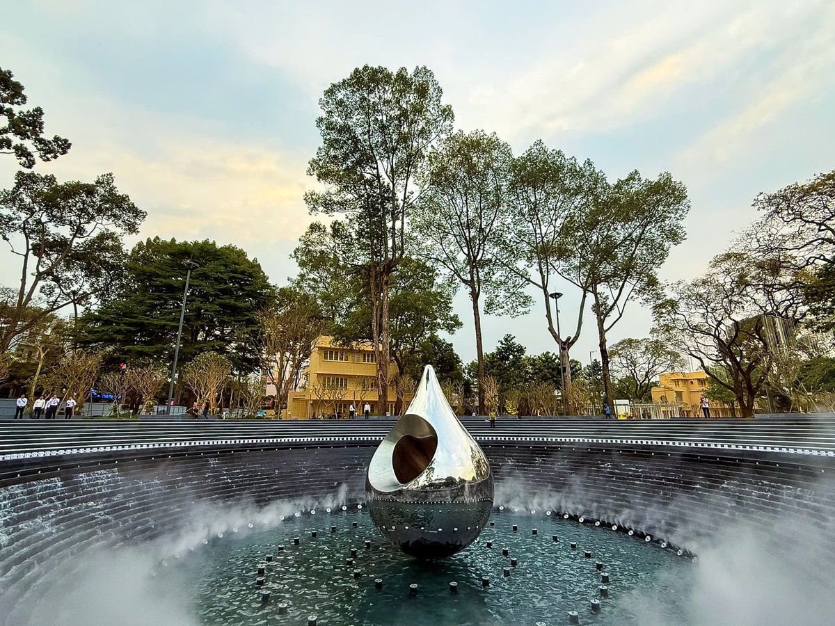 Ho Chi Minh City inaugurates COVID-19 memorial park