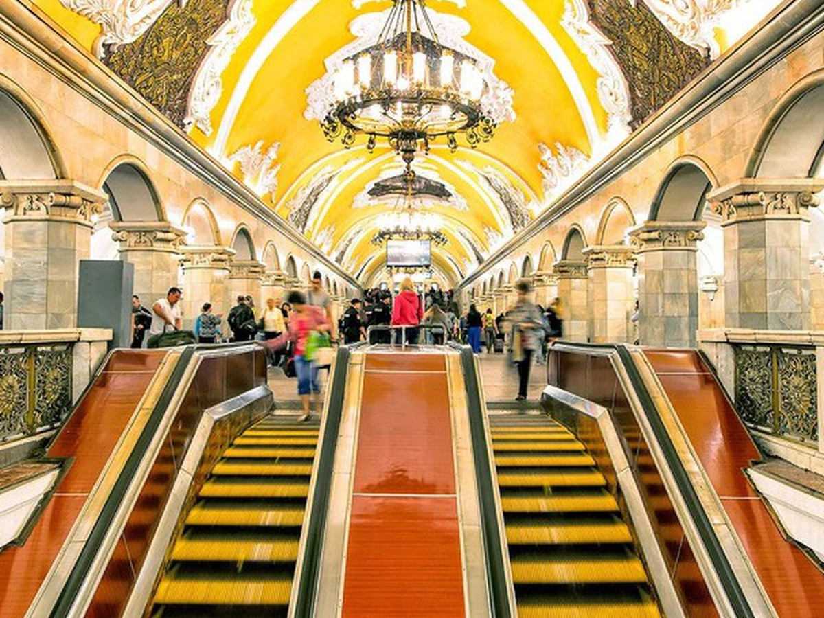 Russia considers easing visa rules to attract Vietnamese tourists