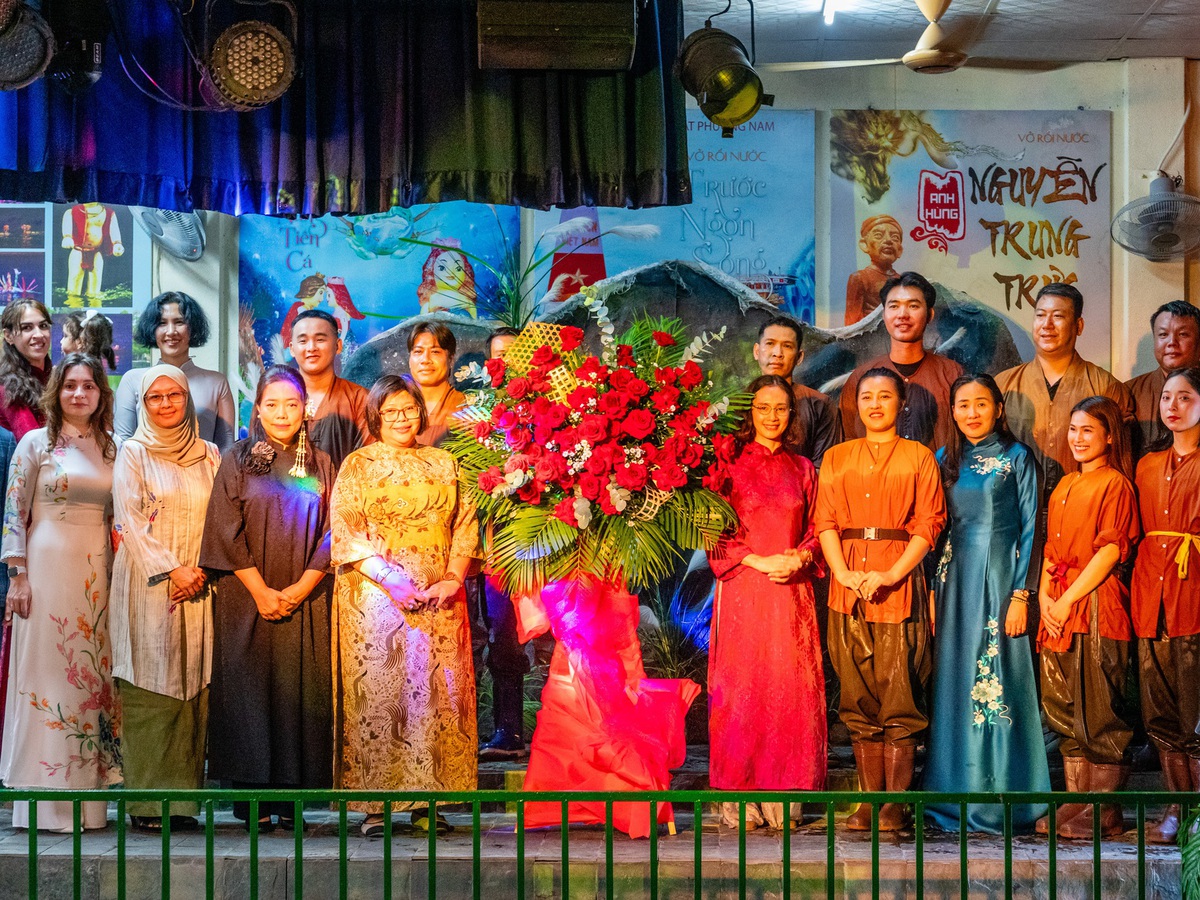 Female consuls general explore Vietnamese culture in Ho Chi Minh City