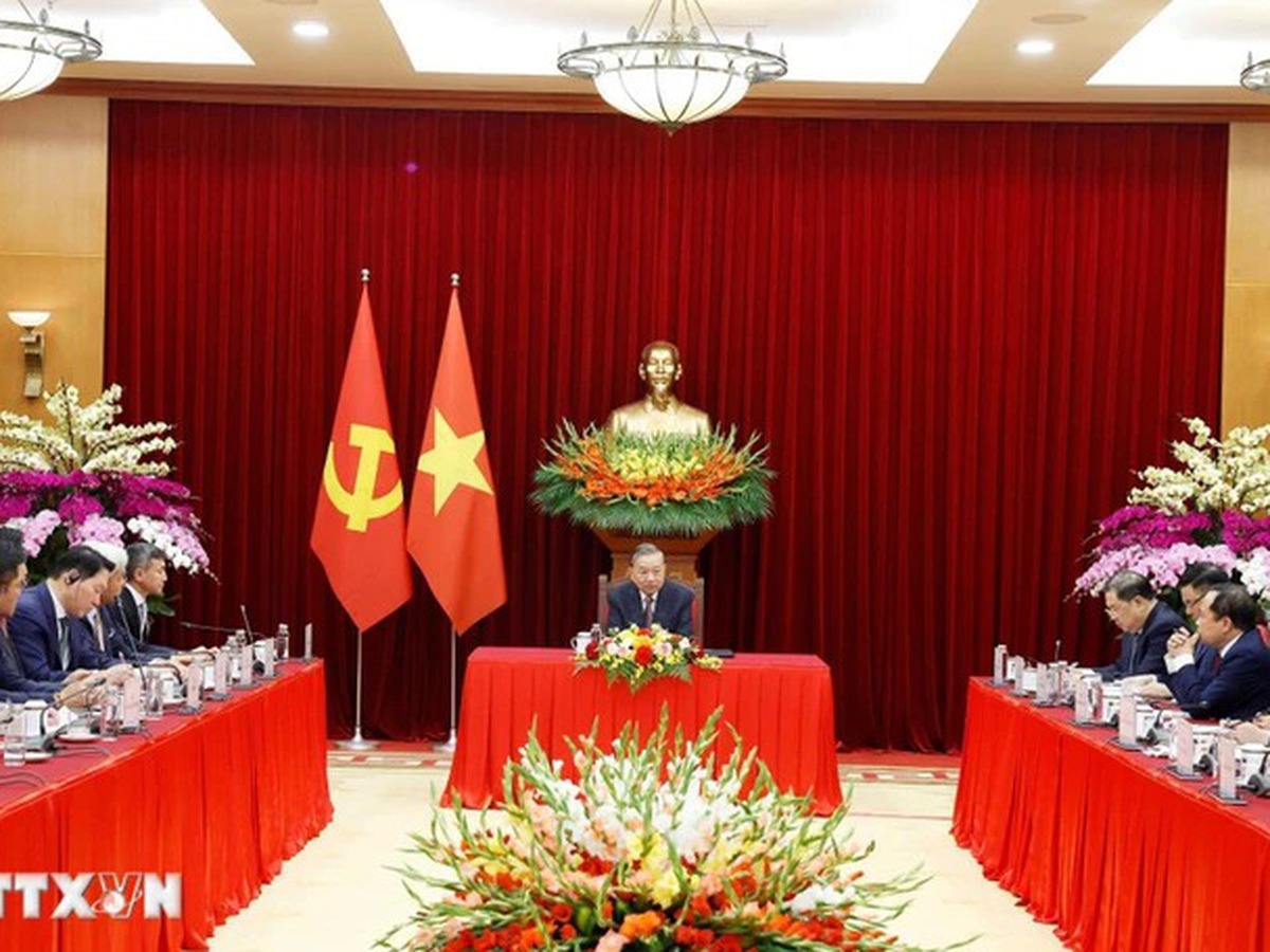 Vietnam seeks deeper cooperation with global firms as supply chains shift