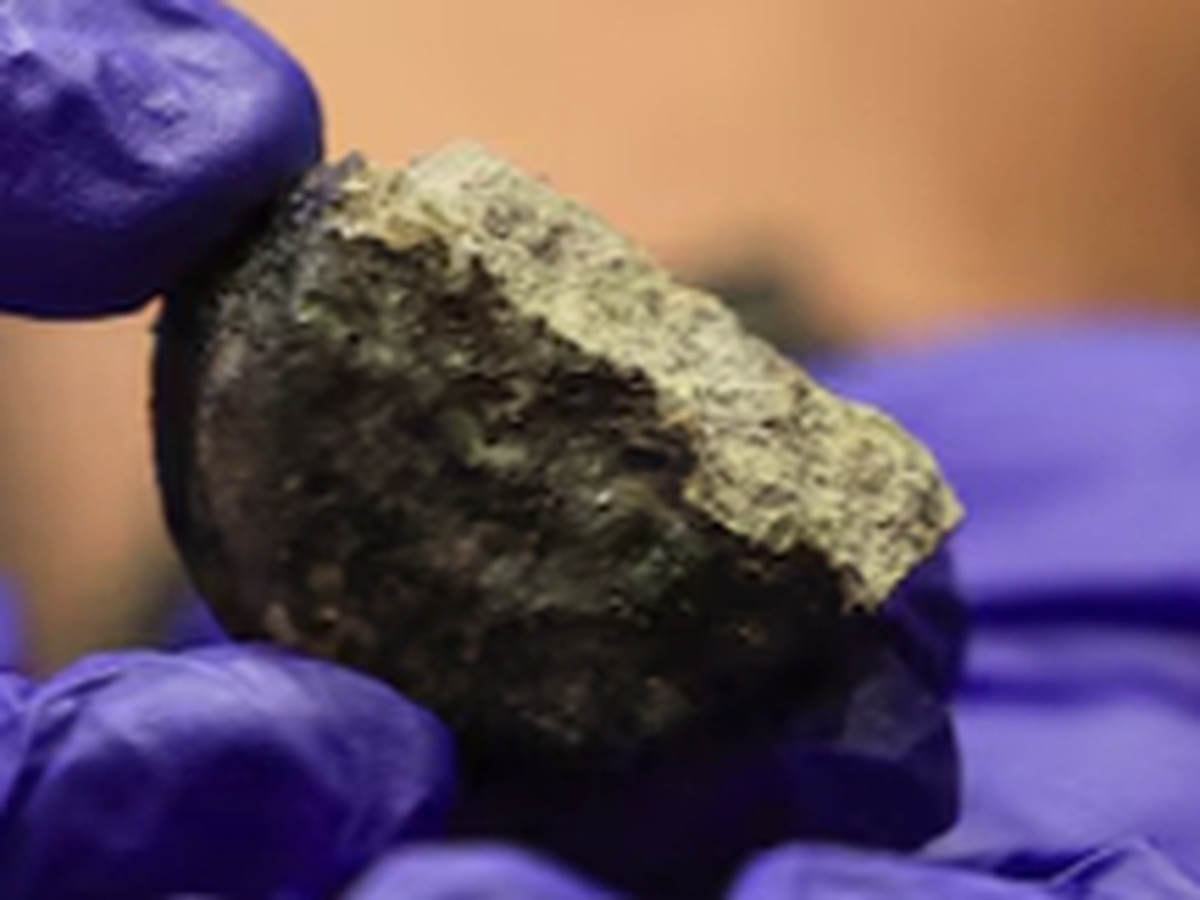 Man injured in dispute over alleged $75 billion meteorite deal in Vietnam