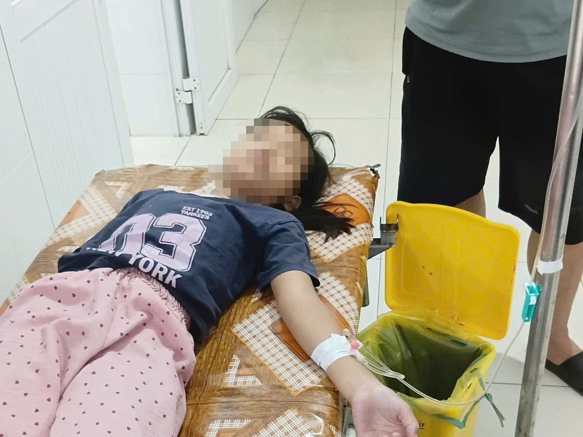 Over 20 hospitalized after eating ‘banh mi’ in north-central Vietnam