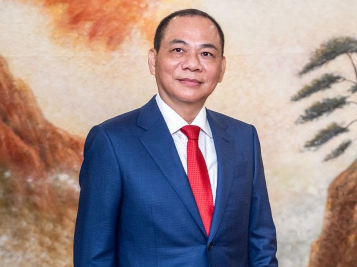 Vietnam’s Pham Nhat Vuong jumps to 69th on Forbes rich list as Vingroup shares rise