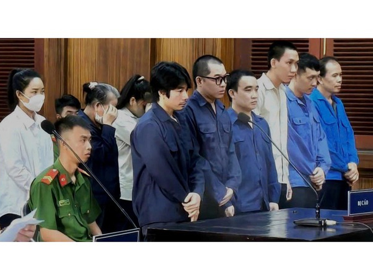 4 Laotians get life sentences in transnational drug trafficking case in Vietnam
