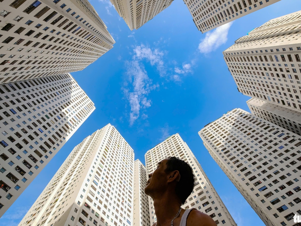 Hanoi apartment prices outpace Ho Chi Minh City as transactions fall: ministry