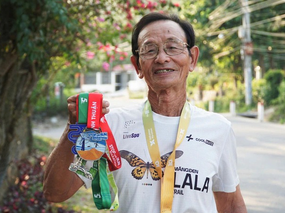 Vietnam’s 80-year-old runner and his passion for chasing miles