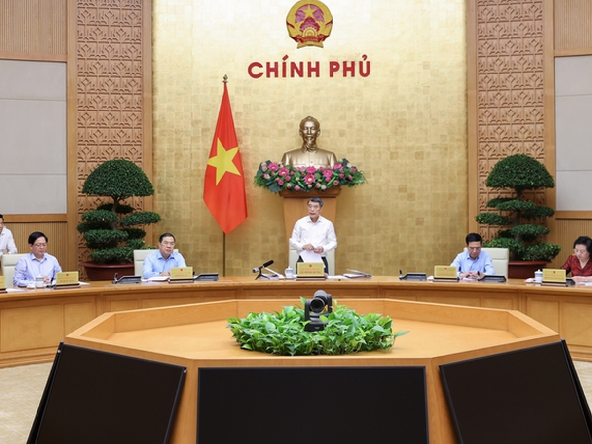 Vietnam’s new PM Le Minh Hung determined to deal with long-stalled projects, simplify procedures