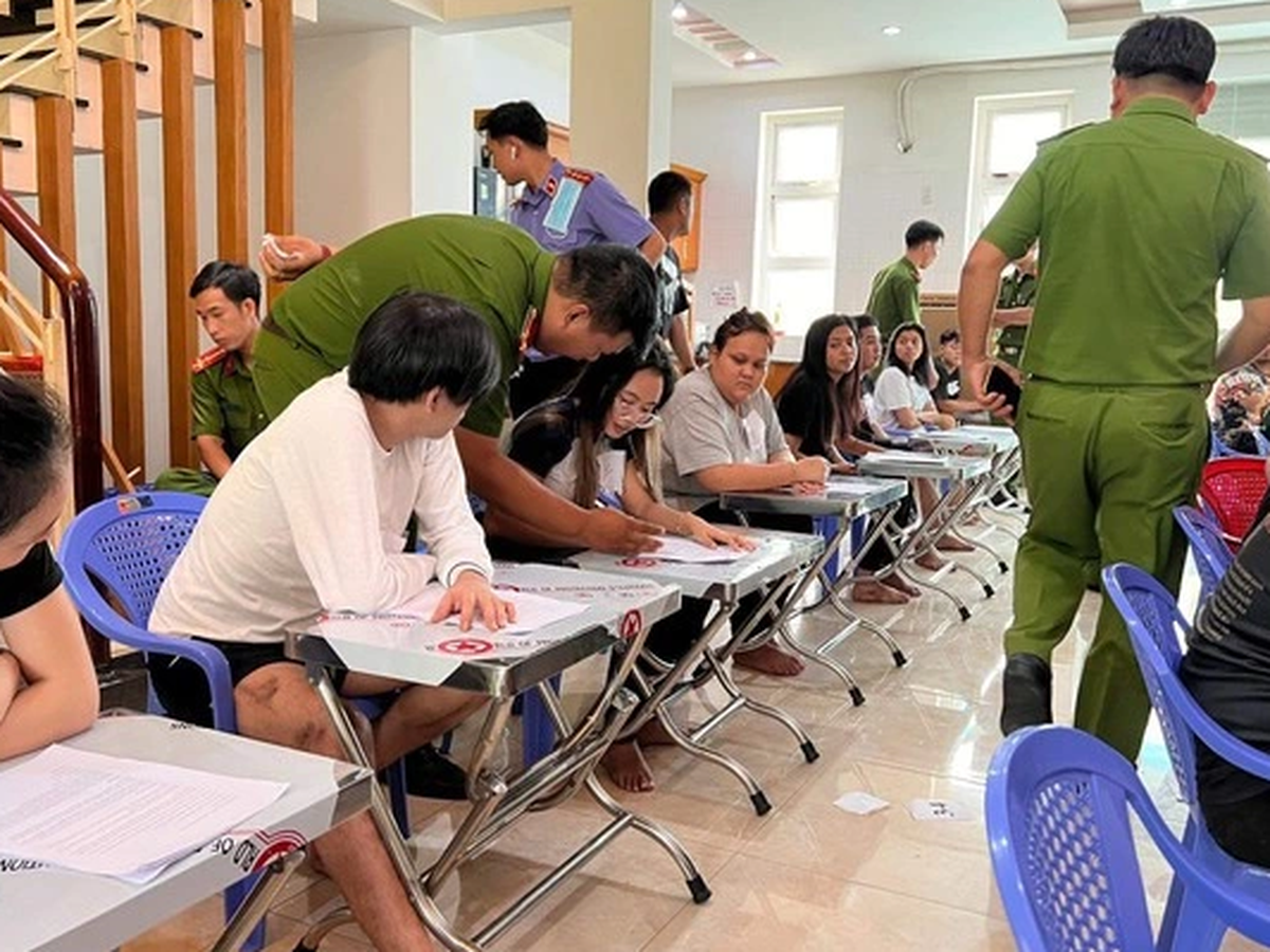 Vietnam to launch unified website for local accommodation notifications, foreign residence declarations on May 21