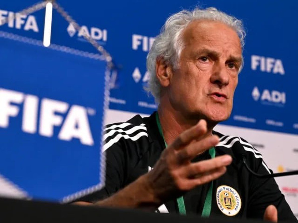 Curacao World Cup preparations rocked as coach resigns