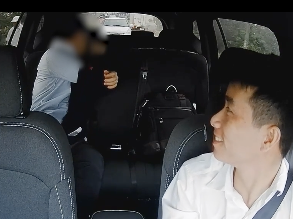Vietnam taxi driver goes on South Korean TV after clip shows daughter accompanying him at work