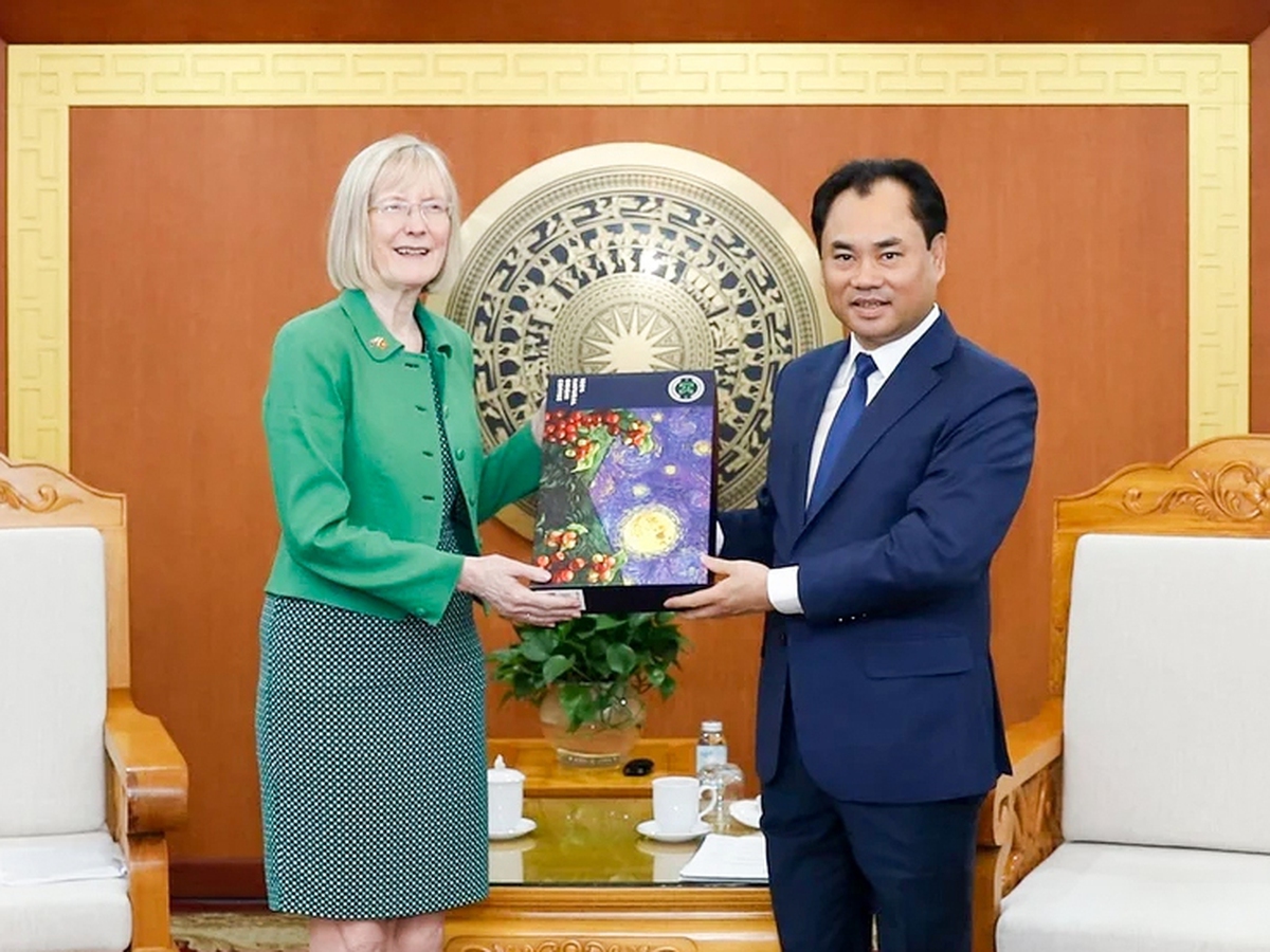 Australia seeks Vietnam market access for kangaroo meat, lychee