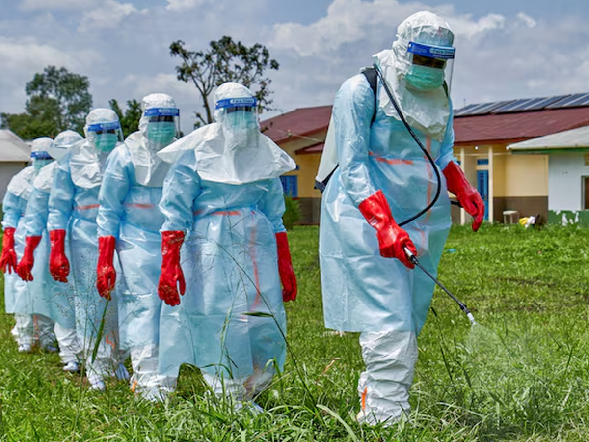Vietnam orders Ebola preparedness, steps up monitoring of arrivals from outbreak regions